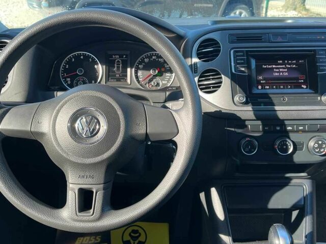 Чорний Фольксваген Тігуан, об'ємом двигуна 2 л та пробігом 142 тис. км за 12200 $, фото 11 на Automoto.ua