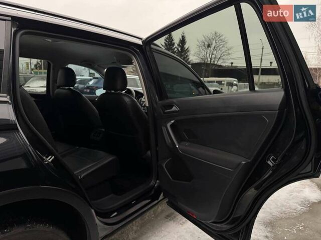 Черный Фольксваген Тигуан, объемом двигателя 1.98 л и пробегом 222 тыс. км за 15950 $, фото 49 на Automoto.ua