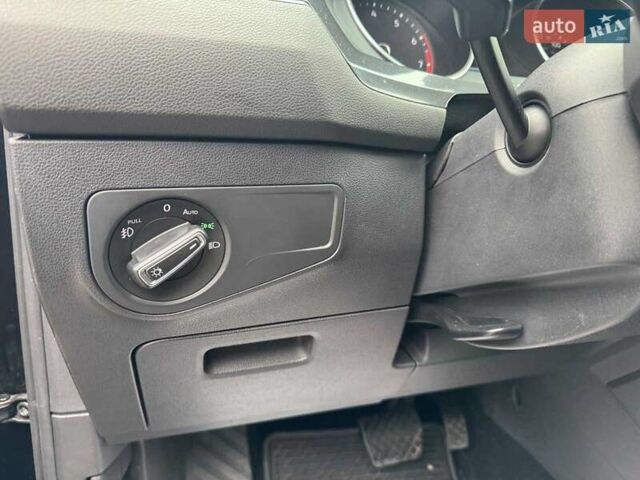 Чорний Фольксваген Тігуан, об'ємом двигуна 2 л та пробігом 143 тис. км за 18690 $, фото 22 на Automoto.ua