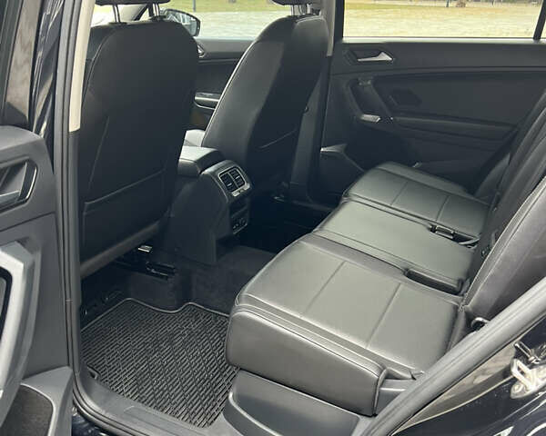 Черный Фольксваген Тигуан, объемом двигателя 1.98 л и пробегом 135 тыс. км за 20700 $, фото 7 на Automoto.ua