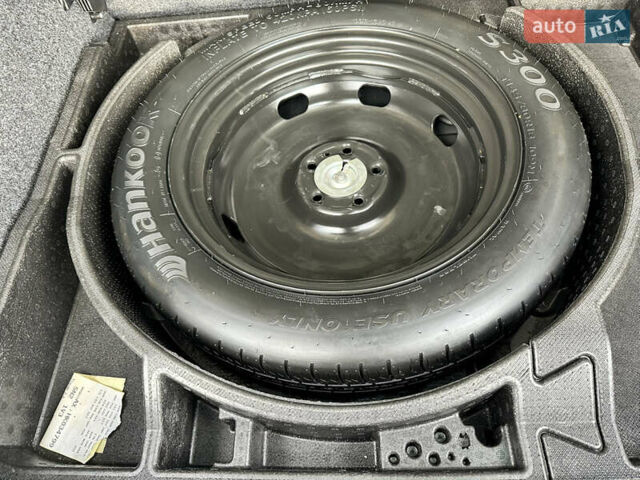 Черный Фольксваген Тигуан, объемом двигателя 2 л и пробегом 175 тыс. км за 12333 $, фото 35 на Automoto.ua