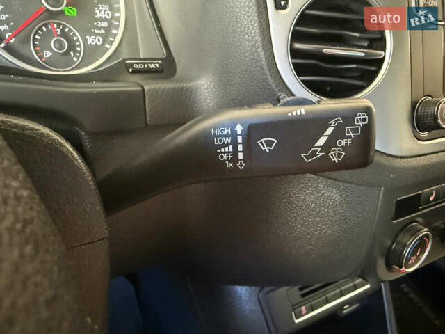 Черный Фольксваген Тигуан, объемом двигателя 1.98 л и пробегом 161 тыс. км за 14300 $, фото 13 на Automoto.ua