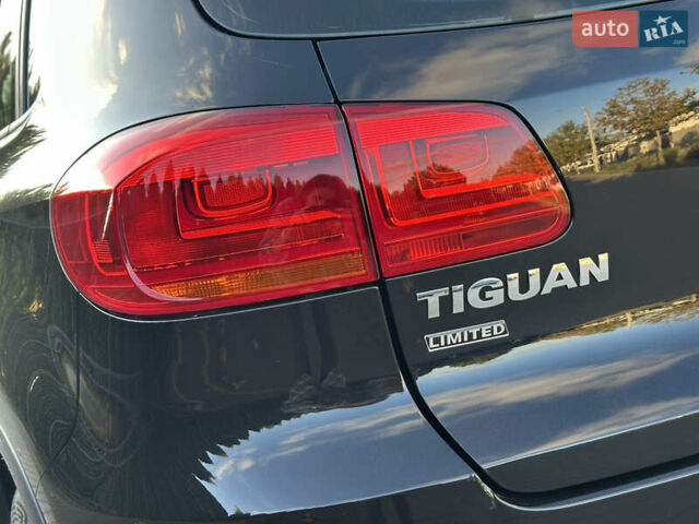 Черный Фольксваген Тигуан, объемом двигателя 2 л и пробегом 100 тыс. км за 14200 $, фото 23 на Automoto.ua