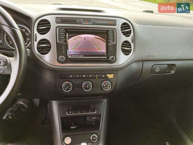 Черный Фольксваген Тигуан, объемом двигателя 2 л и пробегом 188 тыс. км за 14500 $, фото 17 на Automoto.ua