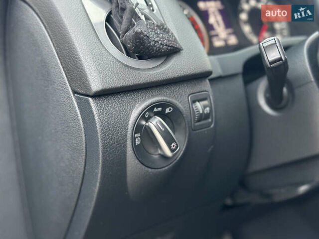 Черный Фольксваген Тигуан, объемом двигателя 1.98 л и пробегом 85 тыс. км за 15999 $, фото 11 на Automoto.ua