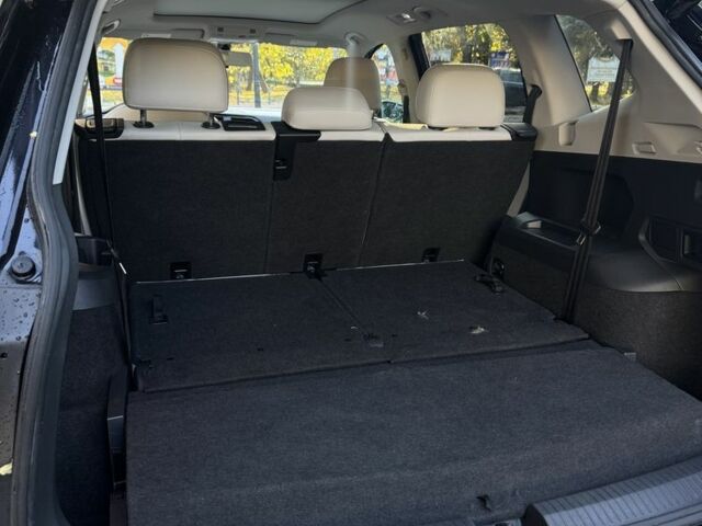 Чорний Фольксваген Тігуан, об'ємом двигуна 2 л та пробігом 127 тис. км за 22000 $, фото 5 на Automoto.ua