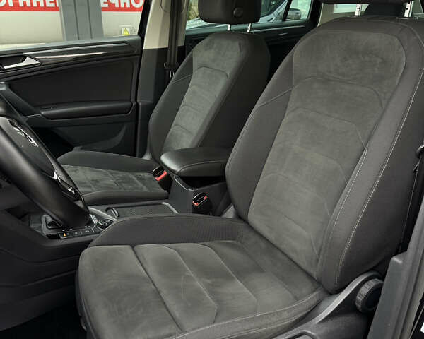 Чорний Фольксваген Тігуан, об'ємом двигуна 1.98 л та пробігом 151 тис. км за 24900 $, фото 16 на Automoto.ua