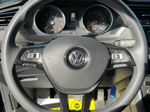 Чорний Фольксваген Тігуан, об'ємом двигуна 2 л та пробігом 42 тис. км за 17000 $, фото 10 на Automoto.ua