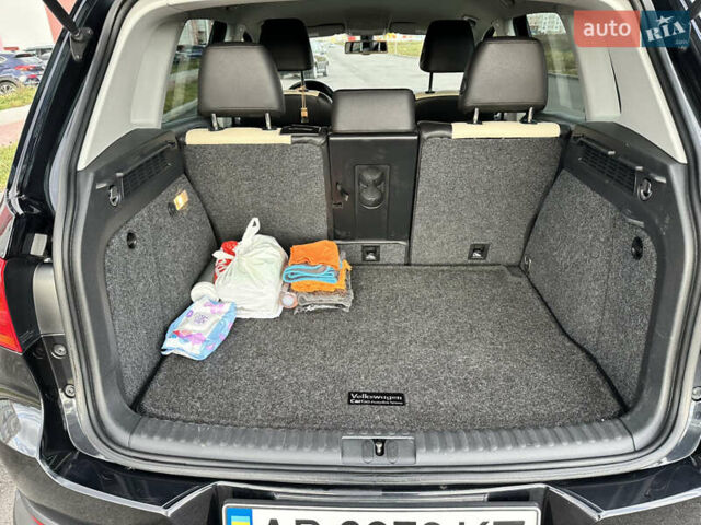 Черный Фольксваген Тигуан, объемом двигателя 2 л и пробегом 175 тыс. км за 12333 $, фото 32 на Automoto.ua