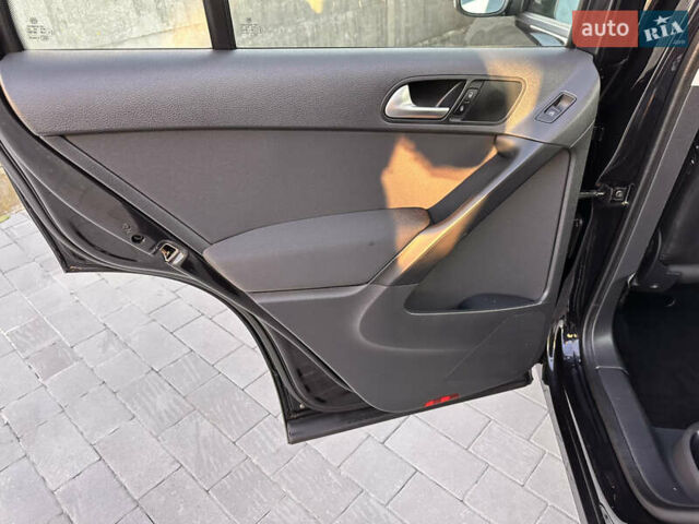 Черный Фольксваген Тигуан, объемом двигателя 1.98 л и пробегом 102 тыс. км за 13900 $, фото 10 на Automoto.ua