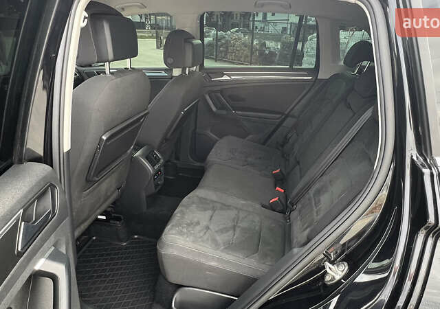 Черный Фольксваген Тигуан, объемом двигателя 1.97 л и пробегом 250 тыс. км за 23500 $, фото 14 на Automoto.ua