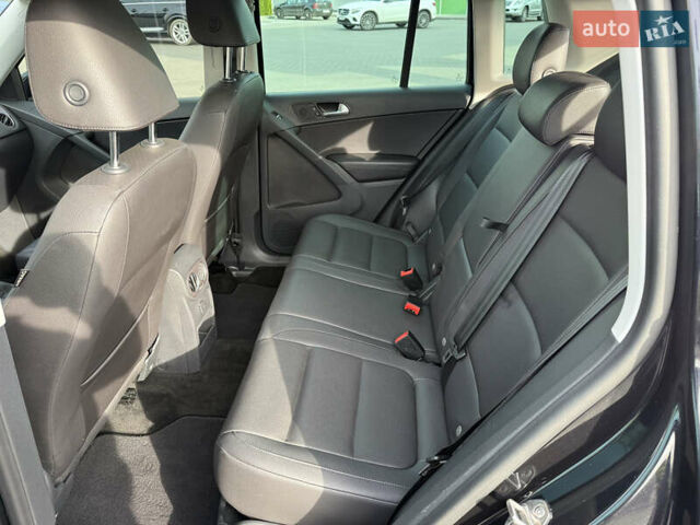 Чорний Фольксваген Тігуан, об'ємом двигуна 2 л та пробігом 104 тис. км за 15500 $, фото 15 на Automoto.ua