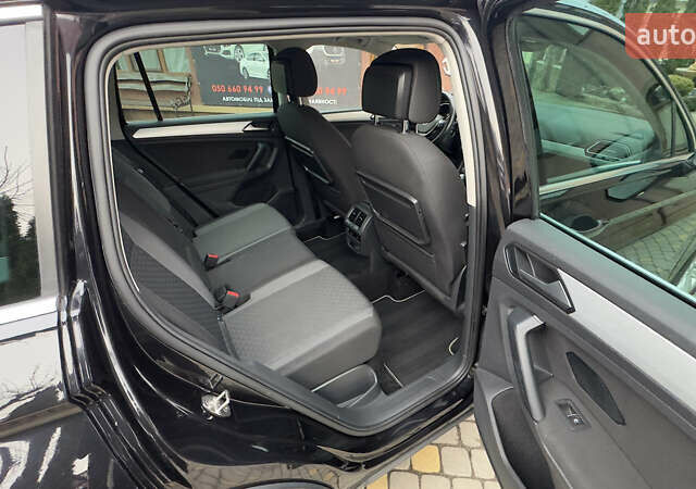 Чорний Фольксваген Тігуан, об'ємом двигуна 1.98 л та пробігом 258 тис. км за 23300 $, фото 27 на Automoto.ua