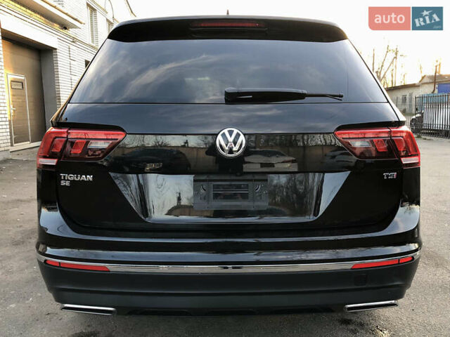 Черный Фольксваген Тигуан, объемом двигателя 2 л и пробегом 188 тыс. км за 12890 $, фото 32 на Automoto.ua