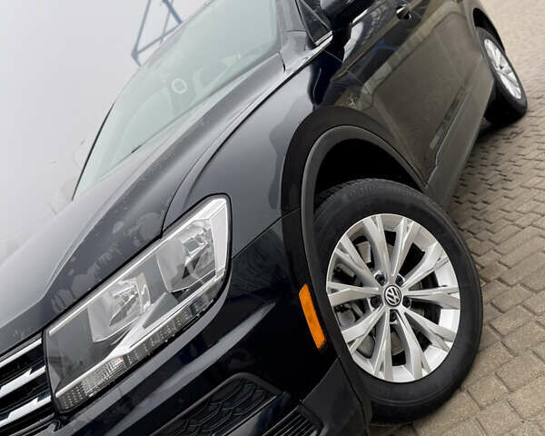 Черный Фольксваген Тигуан, объемом двигателя 1.98 л и пробегом 66 тыс. км за 16900 $, фото 4 на Automoto.ua