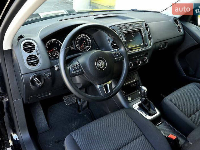 Черный Фольксваген Тигуан, объемом двигателя 2 л и пробегом 84 тыс. км за 17400 $, фото 16 на Automoto.ua