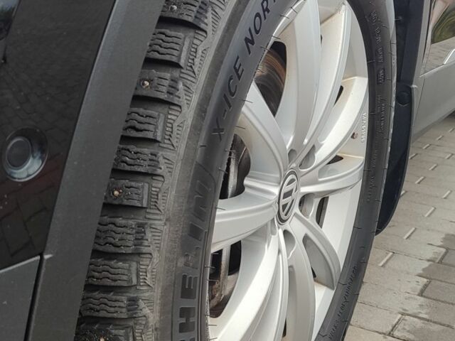 Чорний Фольксваген Тігуан, об'ємом двигуна 2 л та пробігом 260 тис. км за 24950 $, фото 21 на Automoto.ua