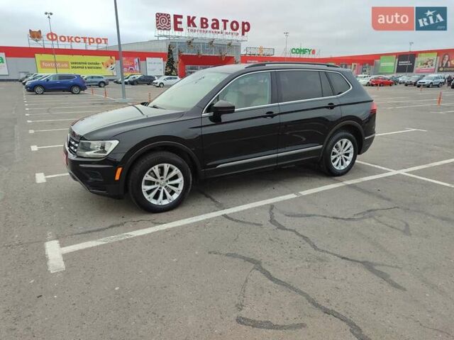 Черный Фольксваген Тигуан, объемом двигателя 1.98 л и пробегом 141 тыс. км за 16900 $, фото 6 на Automoto.ua