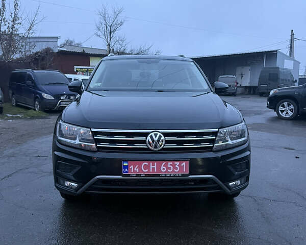 Чорний Фольксваген Тігуан, об'ємом двигуна 2 л та пробігом 162 тис. км за 18750 $, фото 8 на Automoto.ua