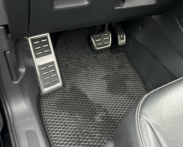 Черный Фольксваген Тигуан, объемом двигателя 2 л и пробегом 92 тыс. км за 21900 $, фото 18 на Automoto.ua