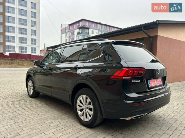 Черный Фольксваген Тигуан, объемом двигателя 2 л и пробегом 105 тыс. км за 16350 $, фото 11 на Automoto.ua