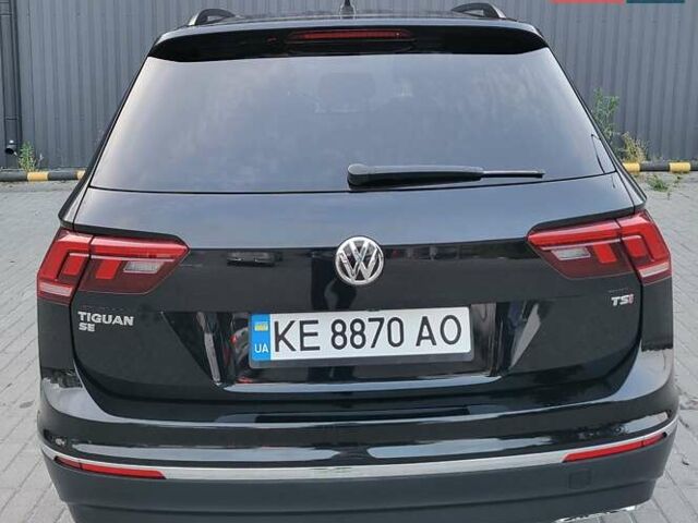 Чорний Фольксваген Тігуан, об'ємом двигуна 2 л та пробігом 101 тис. км за 21000 $, фото 29 на Automoto.ua