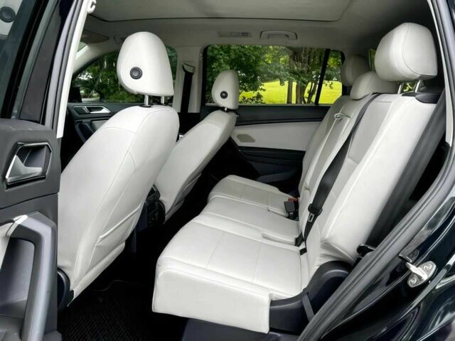 Чорний Фольксваген Тігуан, об'ємом двигуна 2 л та пробігом 37 тис. км за 4000 $, фото 20 на Automoto.ua