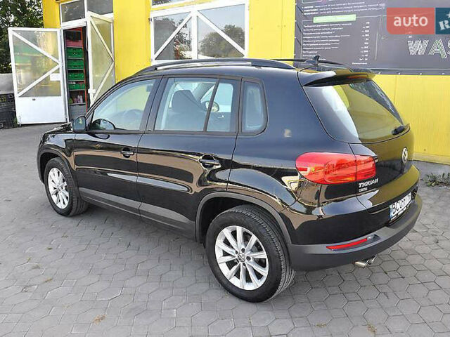 Черный Фольксваген Тигуан, объемом двигателя 2 л и пробегом 84 тыс. км за 17400 $, фото 6 на Automoto.ua