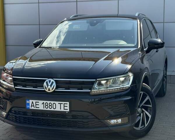 Черный Фольксваген Тигуан, объемом двигателя 1.98 л и пробегом 220 тыс. км за 22000 $, фото 7 на Automoto.ua