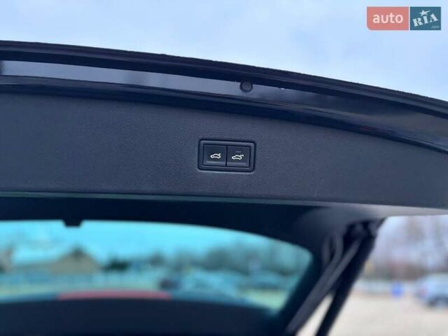 Чорний Фольксваген Тігуан, об'ємом двигуна 1.98 л та пробігом 235 тис. км за 21799 $, фото 26 на Automoto.ua