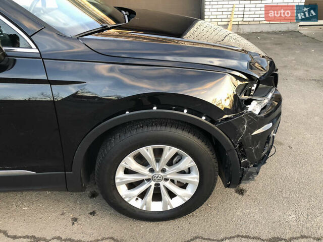 Черный Фольксваген Тигуан, объемом двигателя 2 л и пробегом 188 тыс. км за 12890 $, фото 13 на Automoto.ua