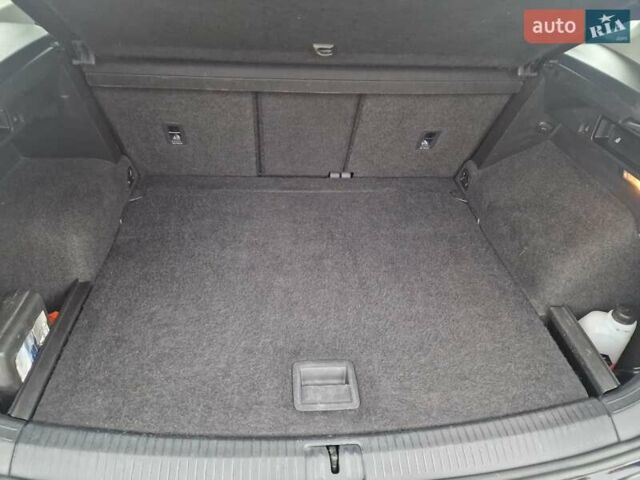 Черный Фольксваген Тигуан, объемом двигателя 1.98 л и пробегом 243 тыс. км за 23310 $, фото 9 на Automoto.ua