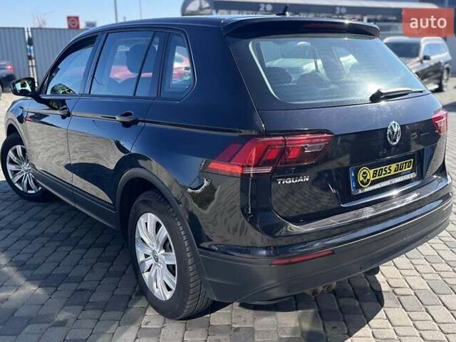 Черный Фольксваген Тигуан, объемом двигателя 1.97 л и пробегом 258 тыс. км за 18700 $, фото 4 на Automoto.ua