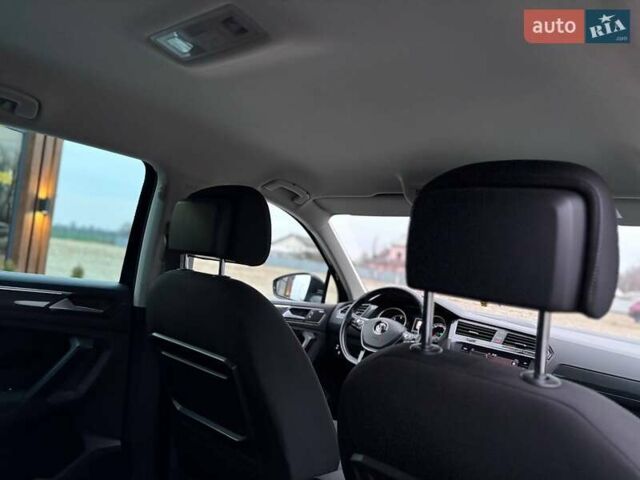 Чорний Фольксваген Тігуан, об'ємом двигуна 1.98 л та пробігом 235 тис. км за 21799 $, фото 32 на Automoto.ua