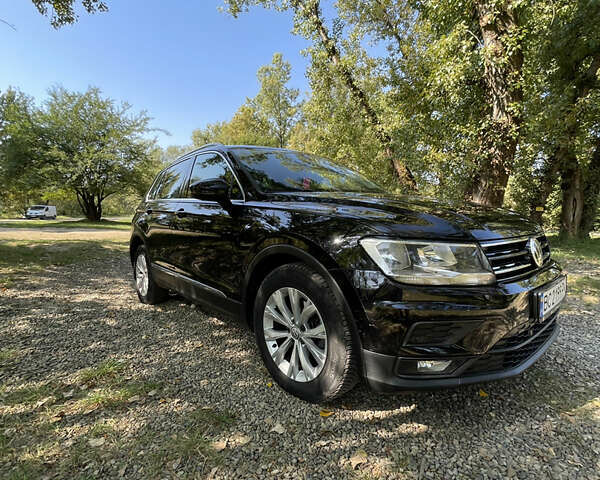Чорний Фольксваген Тігуан, об'ємом двигуна 1.97 л та пробігом 244 тис. км за 21900 $, фото 1 на Automoto.ua