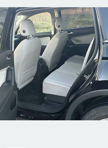 Черный Фольксваген Тигуан, объемом двигателя 1.98 л и пробегом 75 тыс. км за 20500 $, фото 1 на Automoto.ua