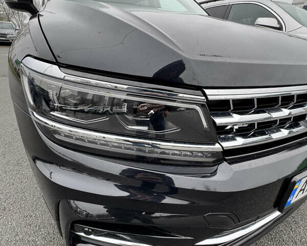 Черный Фольксваген Тигуан, объемом двигателя 2 л и пробегом 92 тыс. км за 21900 $, фото 9 на Automoto.ua