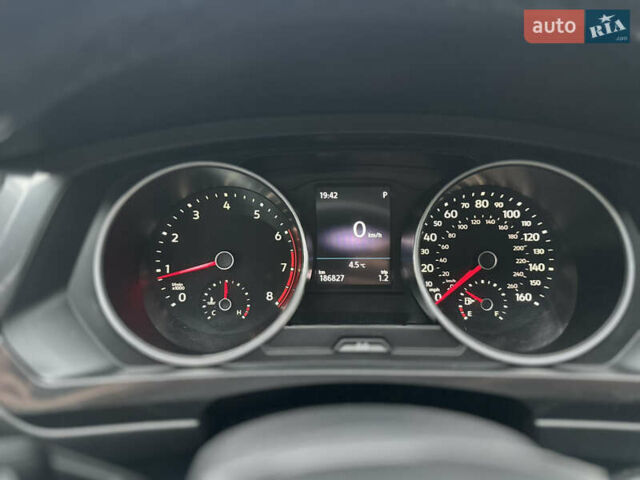 Чорний Фольксваген Тігуан, об'ємом двигуна 2 л та пробігом 186 тис. км за 17300 $, фото 28 на Automoto.ua