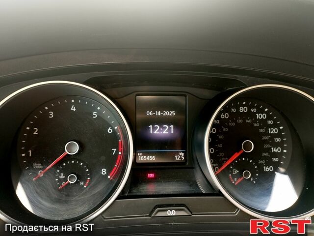 Черный Фольксваген Тигуан, объемом двигателя 2 л и пробегом 165 тыс. км за 16500 $, фото 6 на Automoto.ua