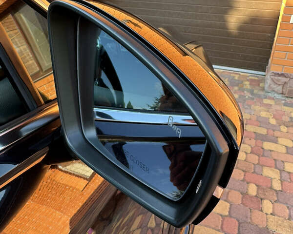 Черный Фольксваген Тигуан, объемом двигателя 2 л и пробегом 92 тыс. км за 21900 $, фото 22 на Automoto.ua