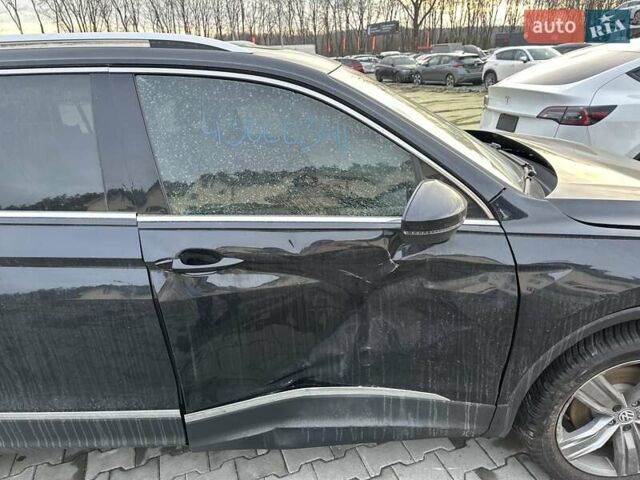 Черный Фольксваген Тигуан, объемом двигателя 2 л и пробегом 94 тыс. км за 17260 $, фото 11 на Automoto.ua