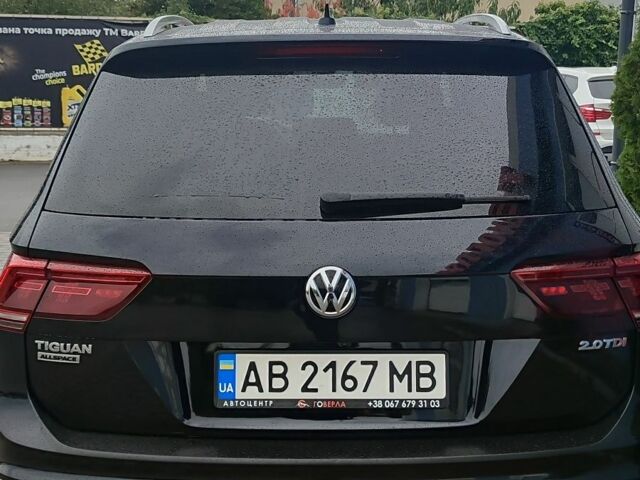 Чорний Фольксваген Тігуан, об'ємом двигуна 2 л та пробігом 260 тис. км за 24950 $, фото 3 на Automoto.ua