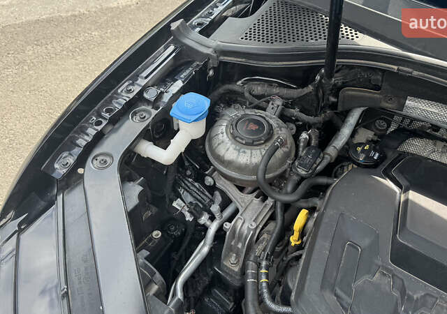 Чорний Фольксваген Тігуан, об'ємом двигуна 1.98 л та пробігом 62 тис. км за 17950 $, фото 27 на Automoto.ua