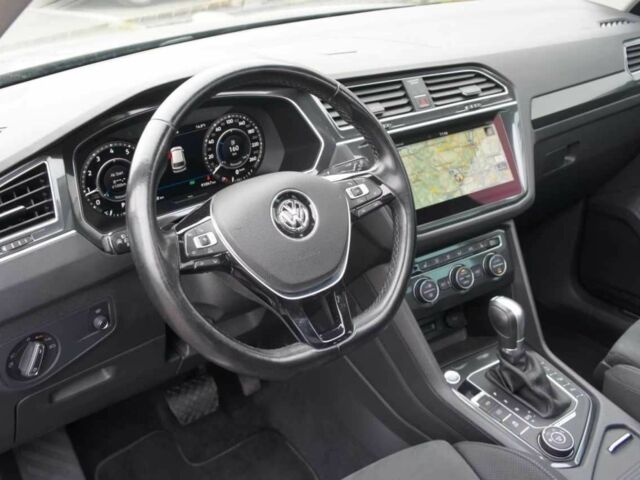 Черный Фольксваген Тигуан, объемом двигателя 2 л и пробегом 91 тыс. км за 14500 $, фото 7 на Automoto.ua