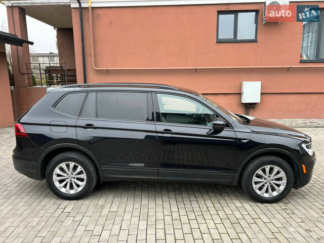 Черный Фольксваген Тигуан, объемом двигателя 2 л и пробегом 105 тыс. км за 16350 $, фото 7 на Automoto.ua