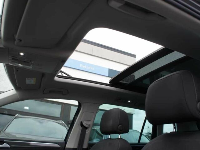 Черный Фольксваген Тигуан, объемом двигателя 2 л и пробегом 91 тыс. км за 14500 $, фото 12 на Automoto.ua