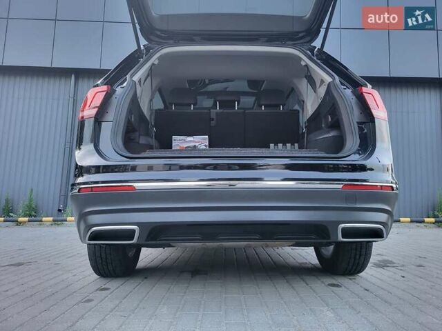 Чорний Фольксваген Тігуан, об'ємом двигуна 2 л та пробігом 101 тис. км за 21000 $, фото 27 на Automoto.ua