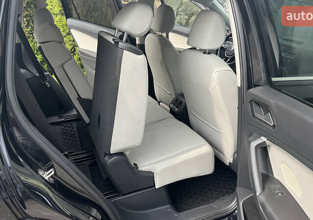 Чорний Фольксваген Тігуан, об'ємом двигуна 1.98 л та пробігом 62 тис. км за 17950 $, фото 33 на Automoto.ua