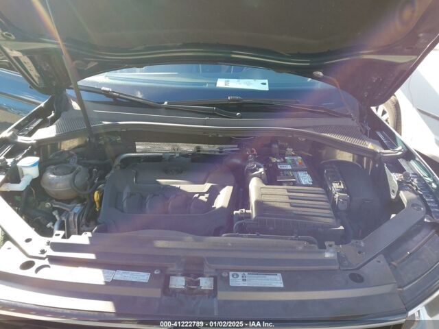 Черный Фольксваген Тигуан, объемом двигателя 2 л и пробегом 122 тыс. км за 13999 $, фото 10 на Automoto.ua