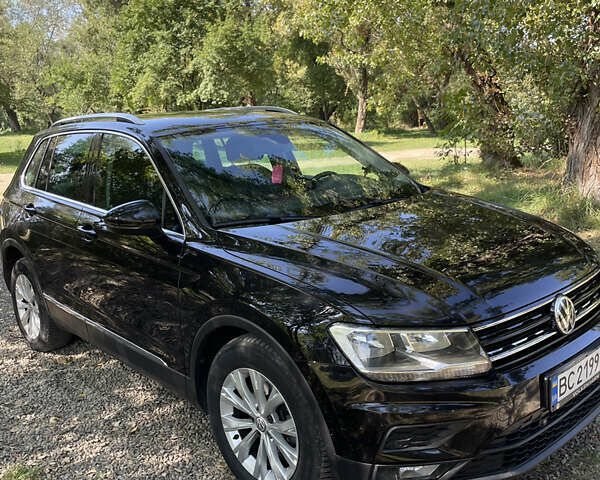 Чорний Фольксваген Тігуан, об'ємом двигуна 1.97 л та пробігом 244 тис. км за 21900 $, фото 17 на Automoto.ua